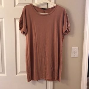 Long T-shirt